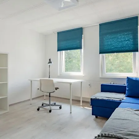 Apartment Zentrales Und Modernes 2 Mit Balkon *