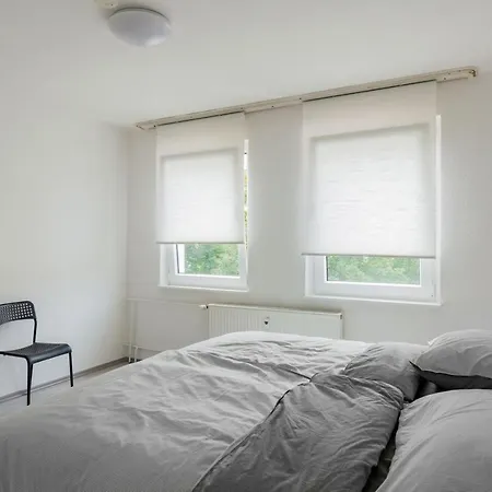 Zentrales Und Modernes 2 Mit Balkon Апартаменты