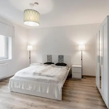 Zentrales Und Modernes 2 Mit Balkon *