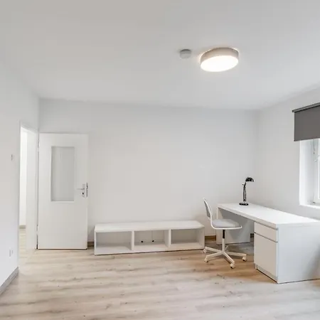 Апартаменты Zentrales Und Modernes 2 Mit Balkon